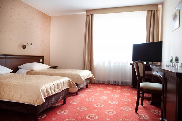 Pokoje i apartamenty Anin Park Hotel w Warszawie