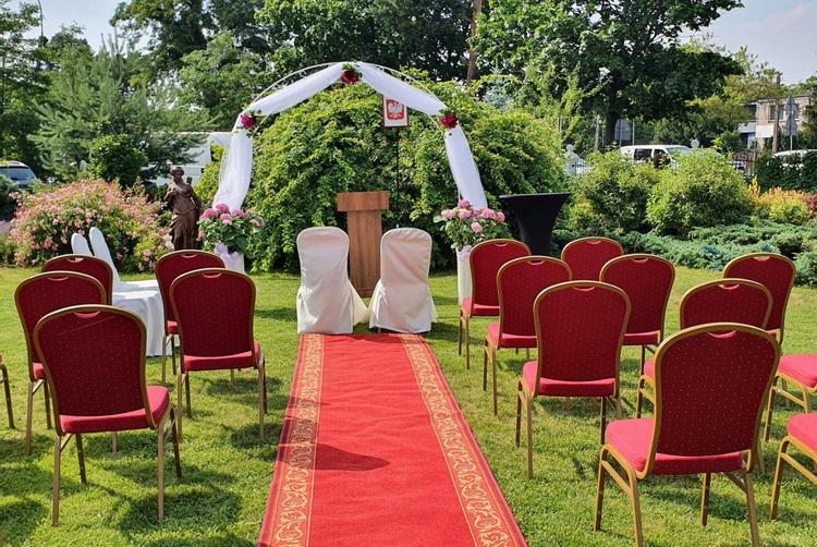 Ślub plenerowy w Hotelu Anin Park w Warszawie
