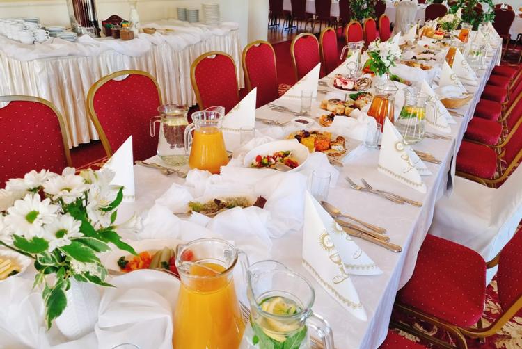 Przyjęcia, komunie, wesela w Hotelu Anin Park w Warszawie